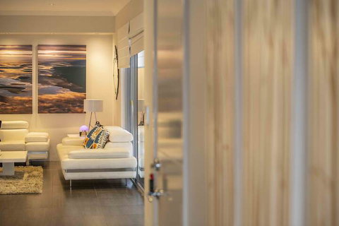 Magnificent Beach Retreat - Australian Directory 4