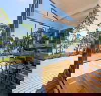 Cloudy Bay Lagoon Estate - Australian Directory