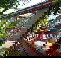 Eastern View Villa - Australian Directory