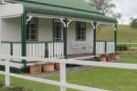 The Dollhouse Cottage - Australian Directory 0