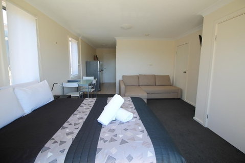 Poley Cow Studio - Australian Directory 2