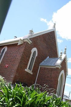 Henry's Quirindi - Australian Directory 2