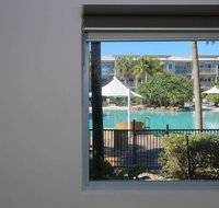 Lagoon Pool 2 Bedroom Spa Suite - Australian Directory