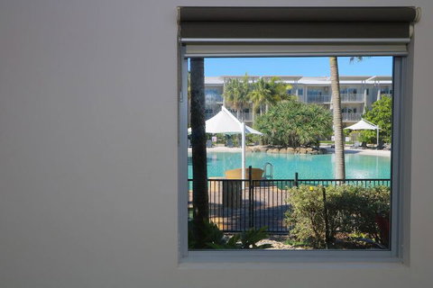 Lagoon Pool 2 Bedroom Spa Suite - Australian Directory 0