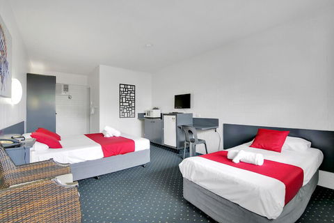 Kangaroo Point Central - Australian Directory 3
