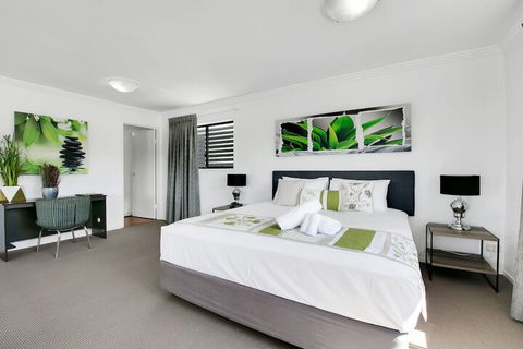 Kangaroo Point Central - Australian Directory 5
