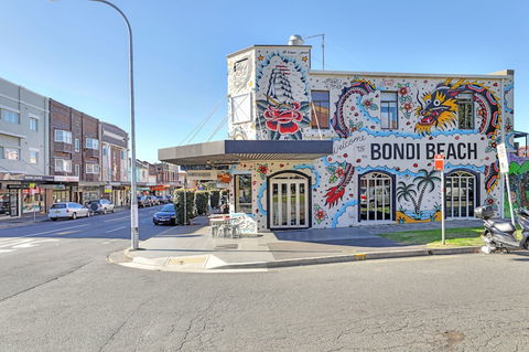 4 BR Apartment Short Walk To Bondi Beach - Australian Directory 2