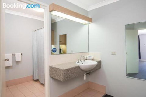 MIDAS MOTEL KALGOORLIE - Australian Directory 7