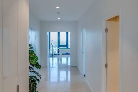 Melbourne City Apartments - Teri - Australian Directory 7