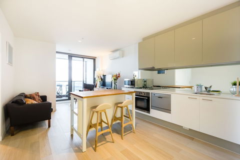 EVA, 1BDR Melbourne Apartment - Australian Directory 2