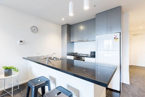 SONYA, 2BDR Southbank Apartment - Australian Directory 7