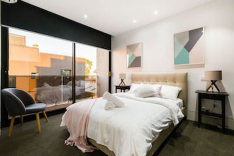 SOPHIA, 2BDR North Melbourne House - Australian Directory 0