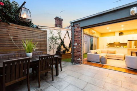 ELISE, 2BDR Windsor House - Australian Directory 0
