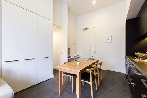 GEORGE, 1BDR North Melbourne Apartment - Australian Directory 2