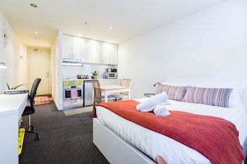 EMILY, Carlton Studio Apartment - Australian Directory 1