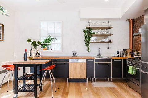 VERA, 1BDR South Melbourne Apartment - Australian Directory 6