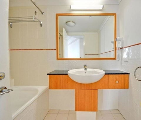 Shevlin Apartments - Australian Directory 4