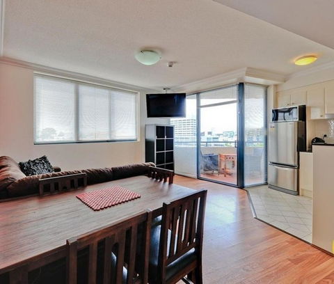 Shevlin Apartments - Australian Directory 1