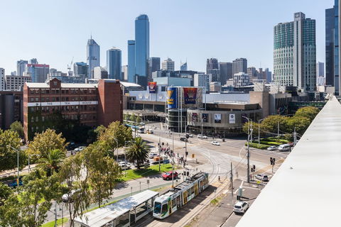 PIPER, 1BDR Southbank Apartment - Australian Directory 1
