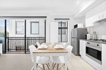 SIENNA, 1BDR South Melbourne Apartment - Australian Directory 0