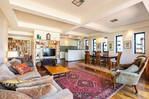 BELLE, 2BDR Melbourne Apartment - Australian Directory 4