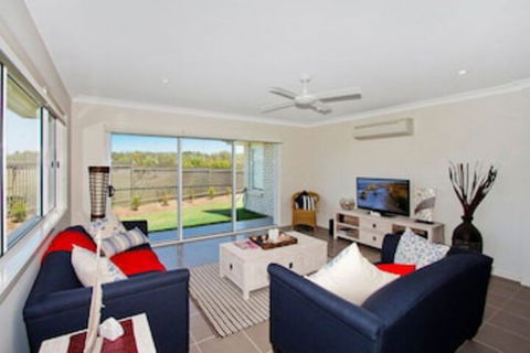 SALTY PAUSE At BONDI HOUSE - Australian Directory 0