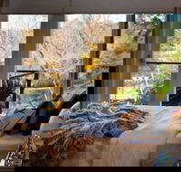 Daylesford Lake Villa 1 - Australian Directory