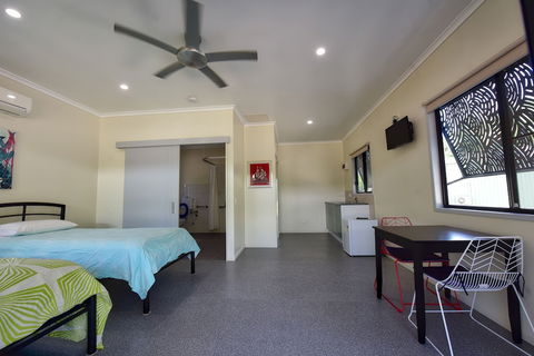 Daintree Peaks ECO Stays - Australian Directory 5