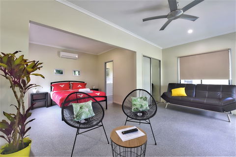 Daintree Peaks ECO Stays - Australian Directory 3