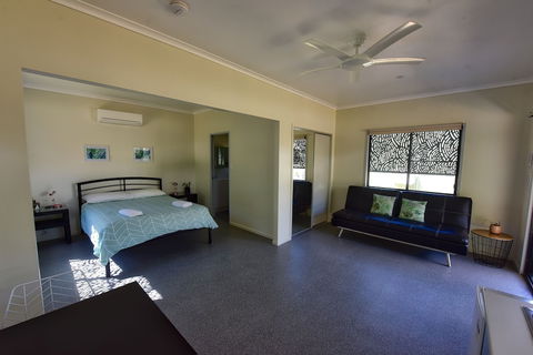 Daintree Peaks ECO Stays - Australian Directory 2
