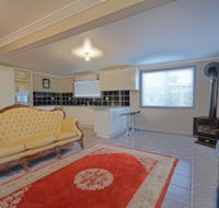 Cottage in the country - Australian Directory