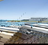Blue on Blue Superior Studio Room 1271 - Australian Directory
