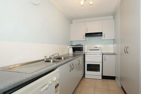 Unit 2 Biriny Lodge 1686 1689 David Low Way Coolum Beach - Australian Directory 1