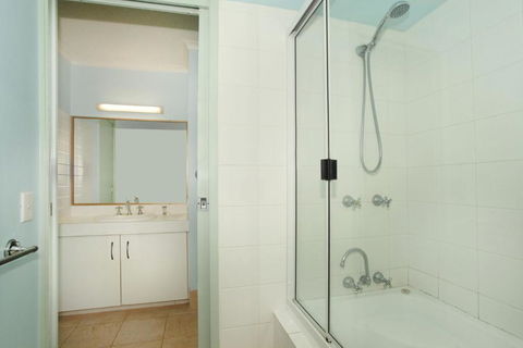 Unit 2 Biriny Lodge 1686 1689 David Low Way Coolum Beach - Australian Directory 3