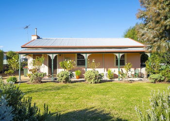 Rubys Cottage - Australian Directory 1