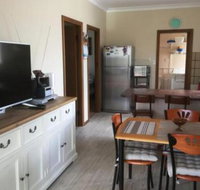 Flat 2 42 McMillan Rd - Australian Directory
