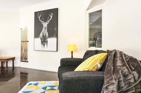 Elk Estate - Australian Directory 6
