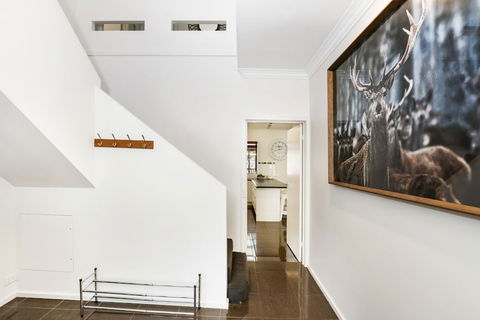 Elk Estate - Australian Directory 1