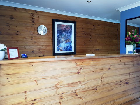 Colonial Motel And Serviced Apartments - Australian Directory 0