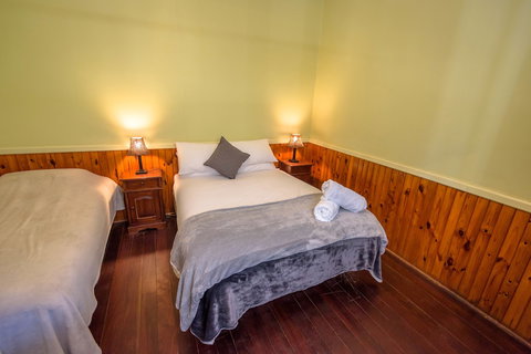 Murphy's Cottage - Australian Directory 0