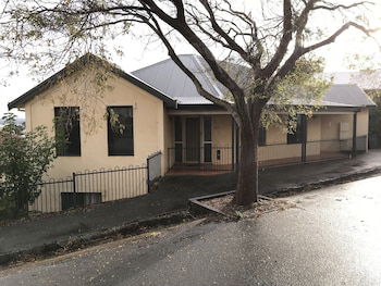 Views On Spencer - Australian Directory 0