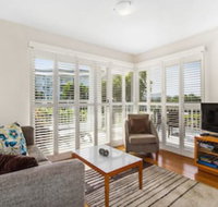 RESORT on the BEACH 4118 / 19 - Australian Directory