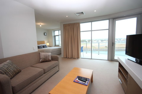 Wallaroo Marina Apartments - Australian Directory 2