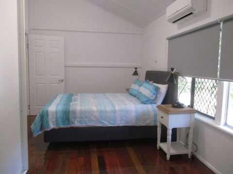 Dandaloo Gardens - Australian Directory 1