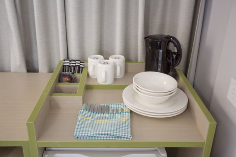 Nightcap At Emerald Star Hotel - Australian Directory 6