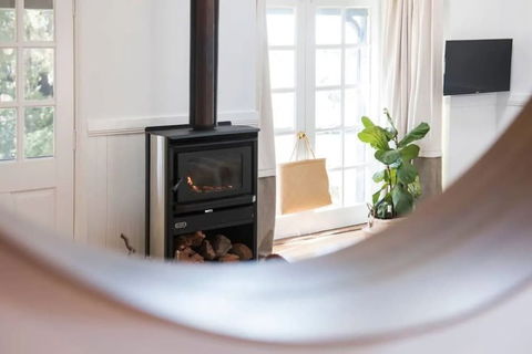 Peppertree Hill Luxury Farm Accomodation - Australian Directory 0