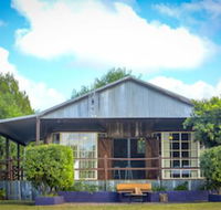 Peppercorn Cabin - Australian Directory