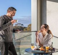 Deco Hotel - Australian Directory