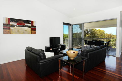 224 Centenary Heights Road Coolum Beach 500 Dollar Bond Linen Included - Australian Directory 3