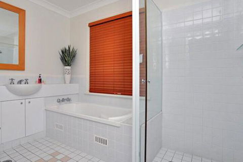 Villa Executive 2br Valley Views Resort Condo Located Within Cypress Lakes Resort (nothing Is More Central) - Australian Directory 4